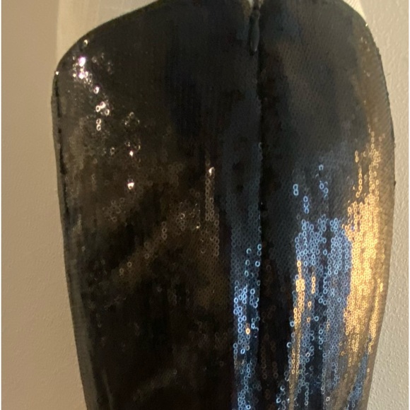 Caché black sequin NWT skirt size 4 with zipper - Picture 4 of 8